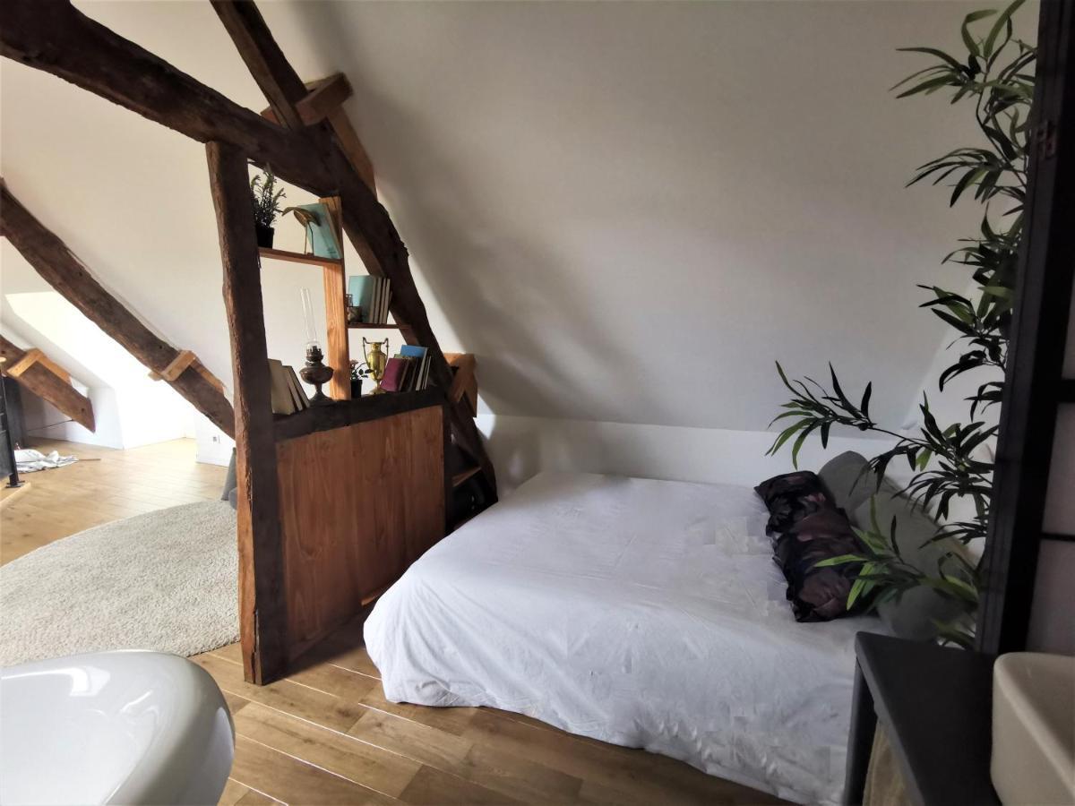 Domaine Lvd Avec Spa, Bois Et Riviere Privee La Bloutiere 外观 照片